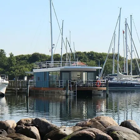 ספינת מלון Hausboot Fjordblik