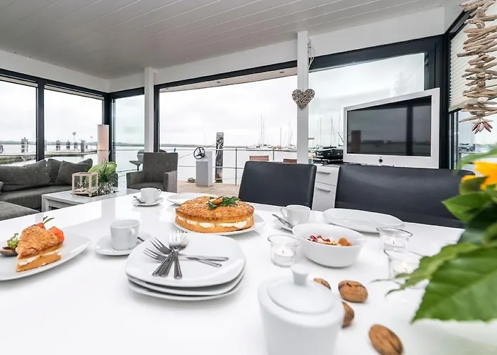 船上ホテル Hausboot Fjordblik